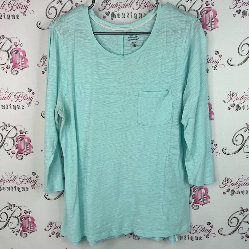 Banana Republic long sleeve scoop neck blue light Aqua Long Sleeve Tee